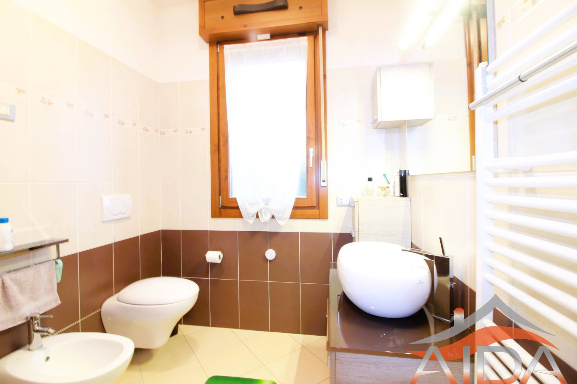 Appartamento indipendente con giardino in vendita a Argenta, RESIDENZIALE VICINO AL CENTRO COMMERCIA