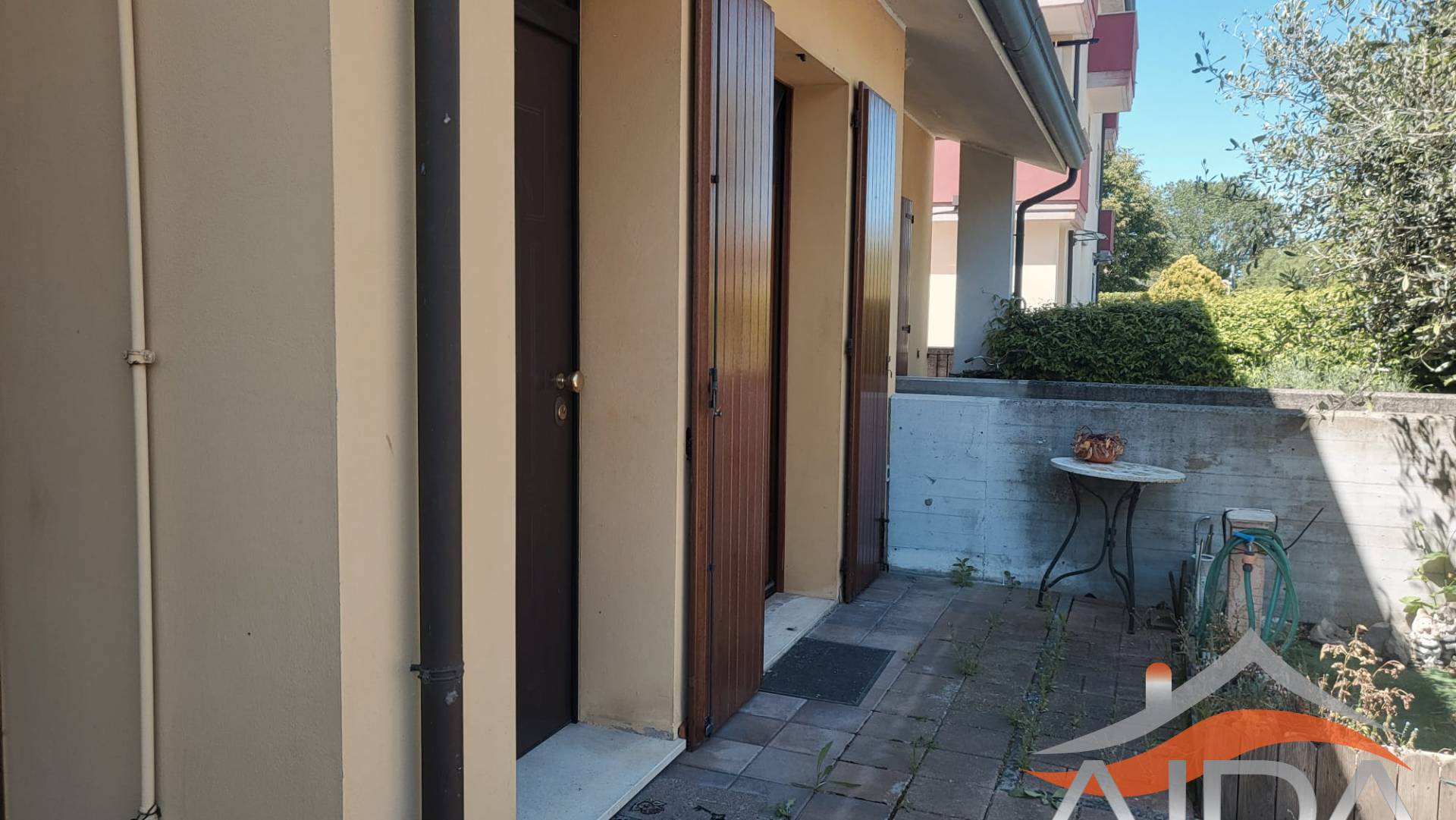 Appartamento indipendente con giardino in vendita a Argenta, RESIDENZIALE VICINO AL CENTRO COMMERCIA