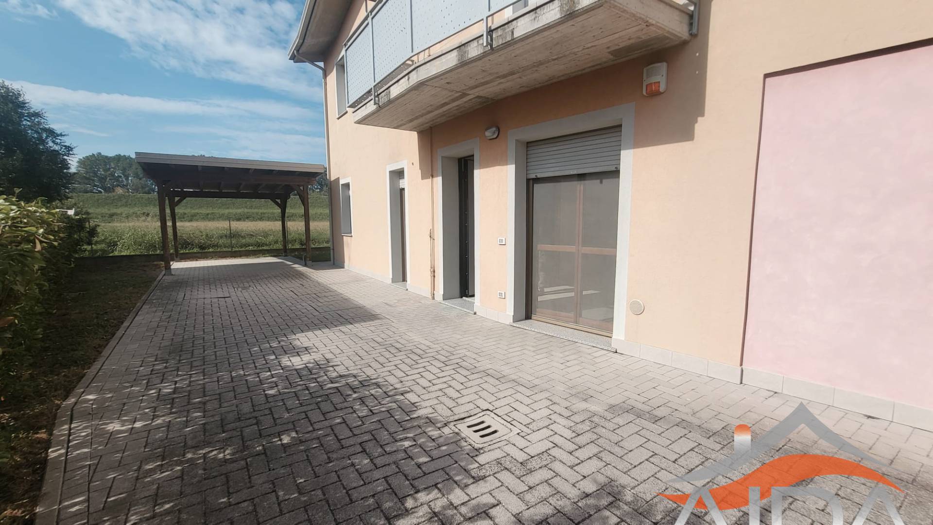 Appartamento indipendente con giardino in vendita a Argenta