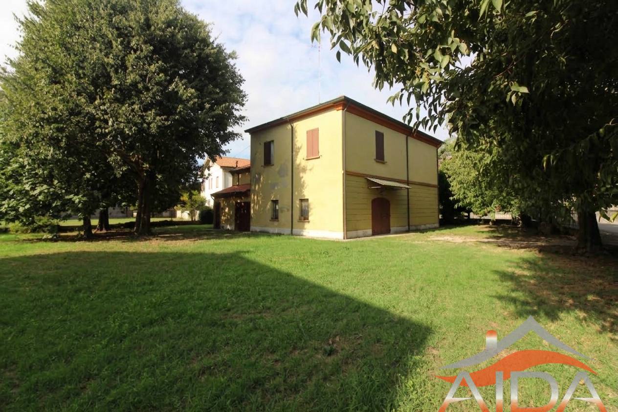 Casa singola in vendita a Conselice, Lavezzola