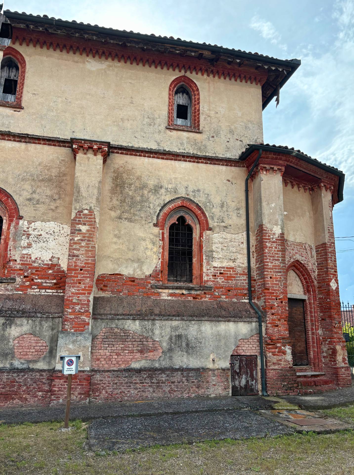 Rustico/Casale/Corte in vendita a Corteolona e Genzone