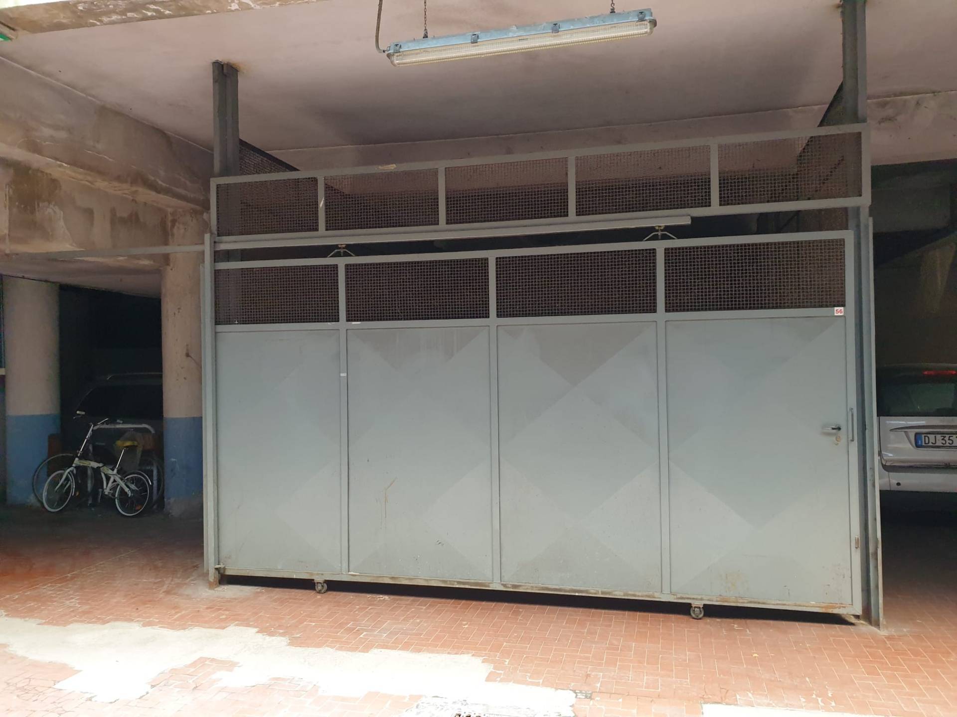 Posto auto coperto in vendita a Torino, Barriera Milano