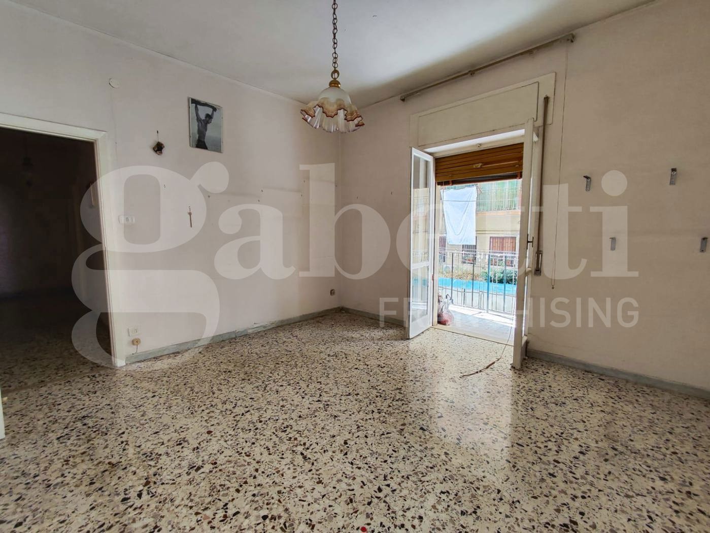 Quadrilocale da ristrutturare a Portici