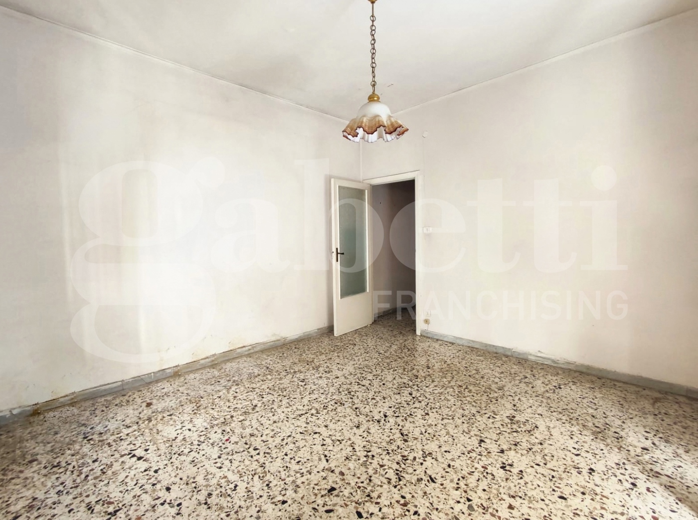 Quadrilocale da ristrutturare a Portici