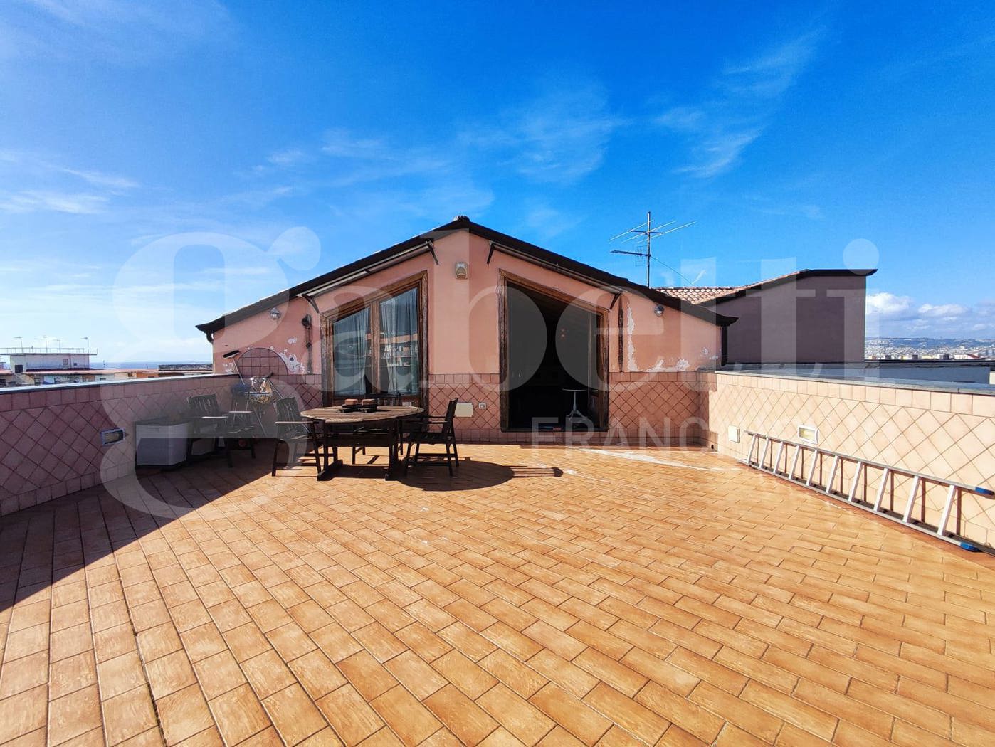 Appartamento ristrutturato a Portici