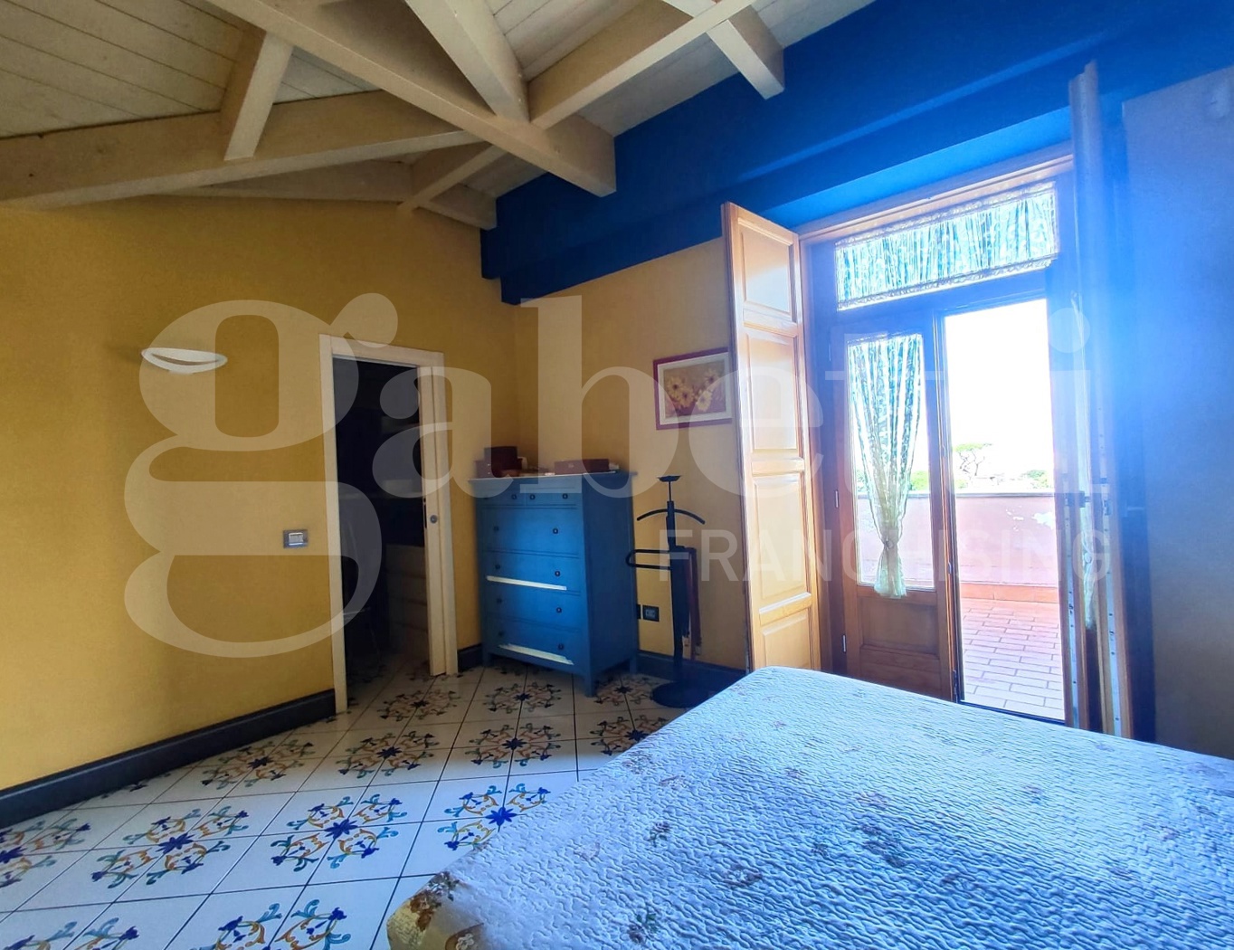 Appartamento ristrutturato a Portici