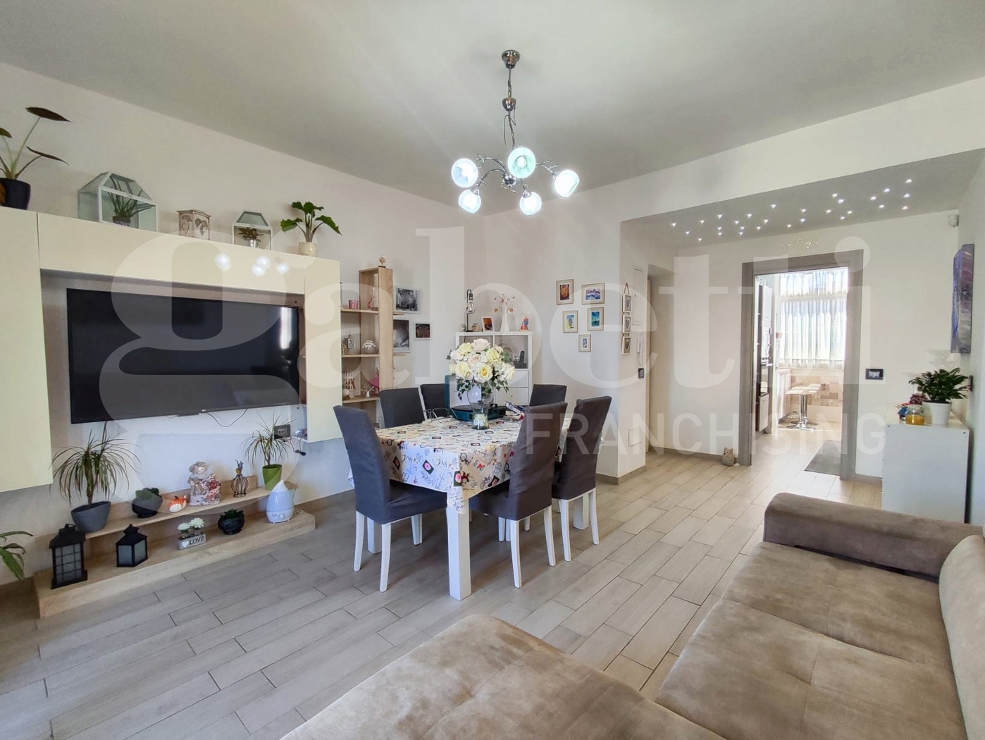 Trilocale ristrutturato a Cimitile