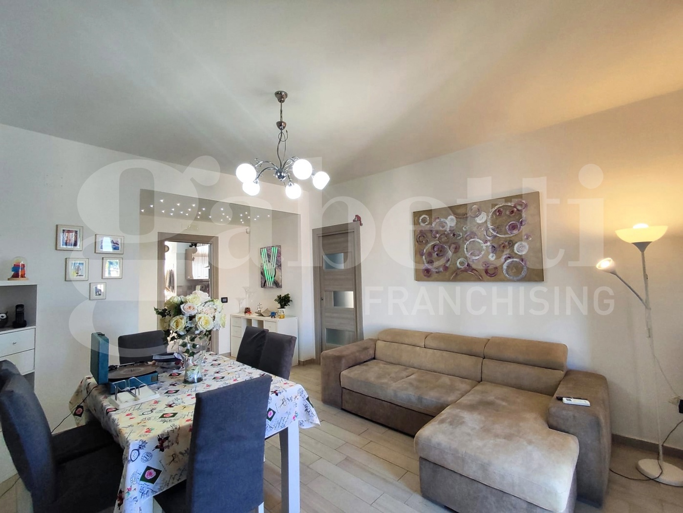 Trilocale ristrutturato a Cimitile