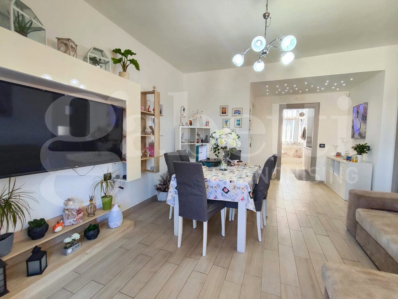 Trilocale ristrutturato a Cimitile