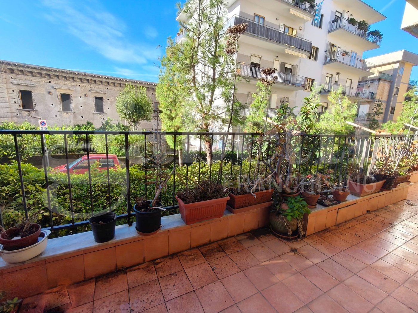 Appartamento con box doppio a Portici