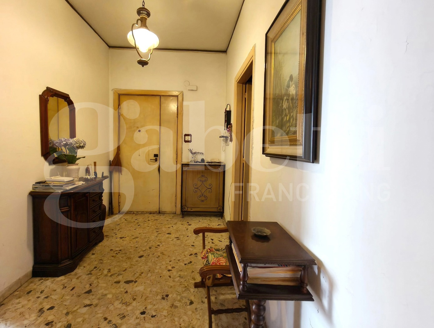 Appartamento con box doppio a Portici