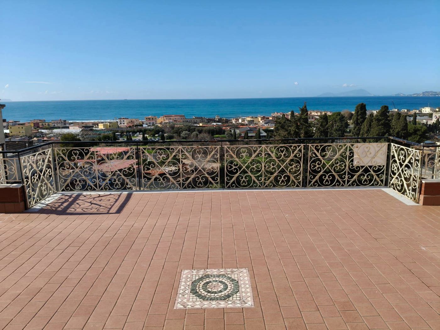 Quadrilocale da ristrutturare a Ercolano