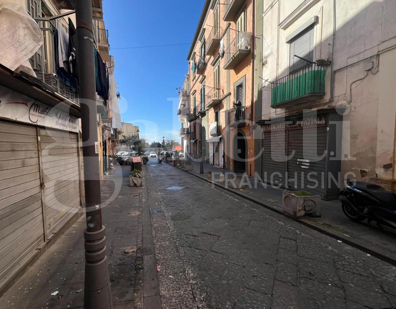 Negozio in vendita a Ercolano