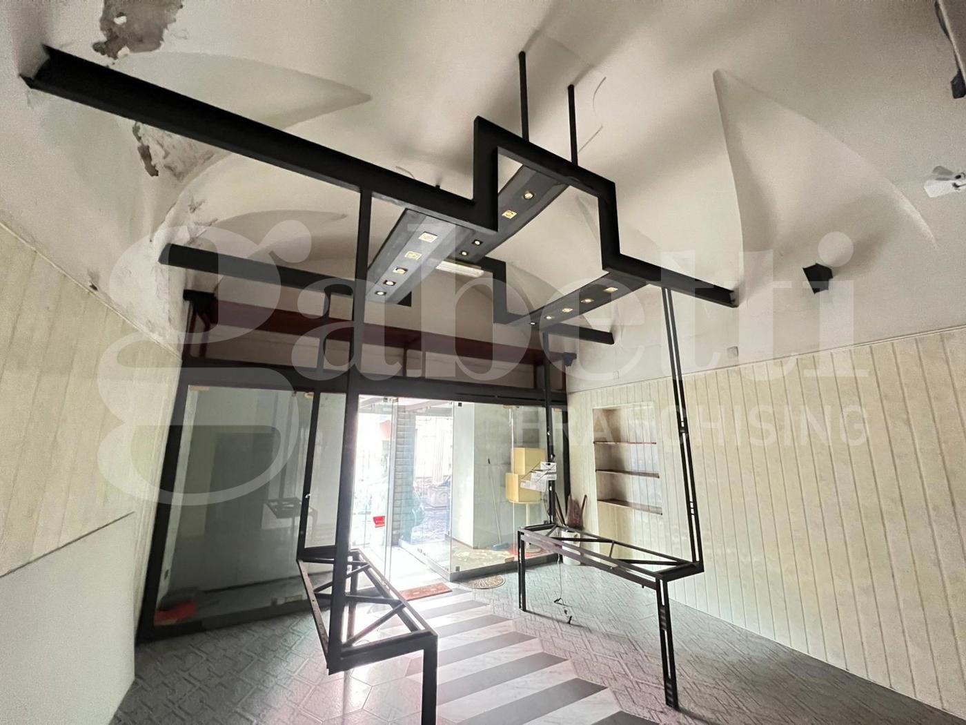 Negozio in vendita a Ercolano