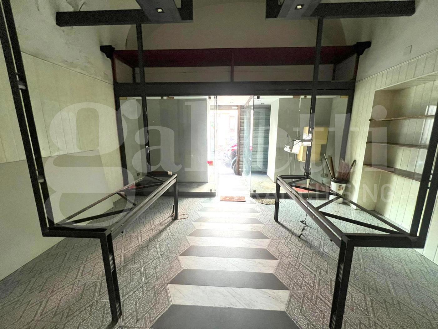 Negozio in vendita a Ercolano