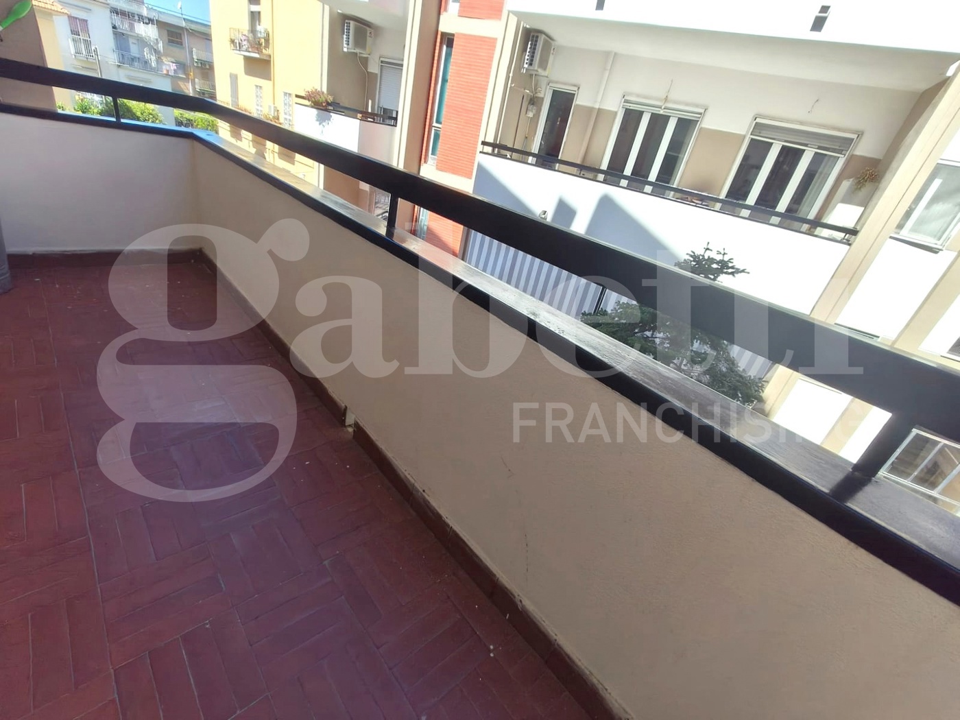 Quadrilocale in vendita a Portici