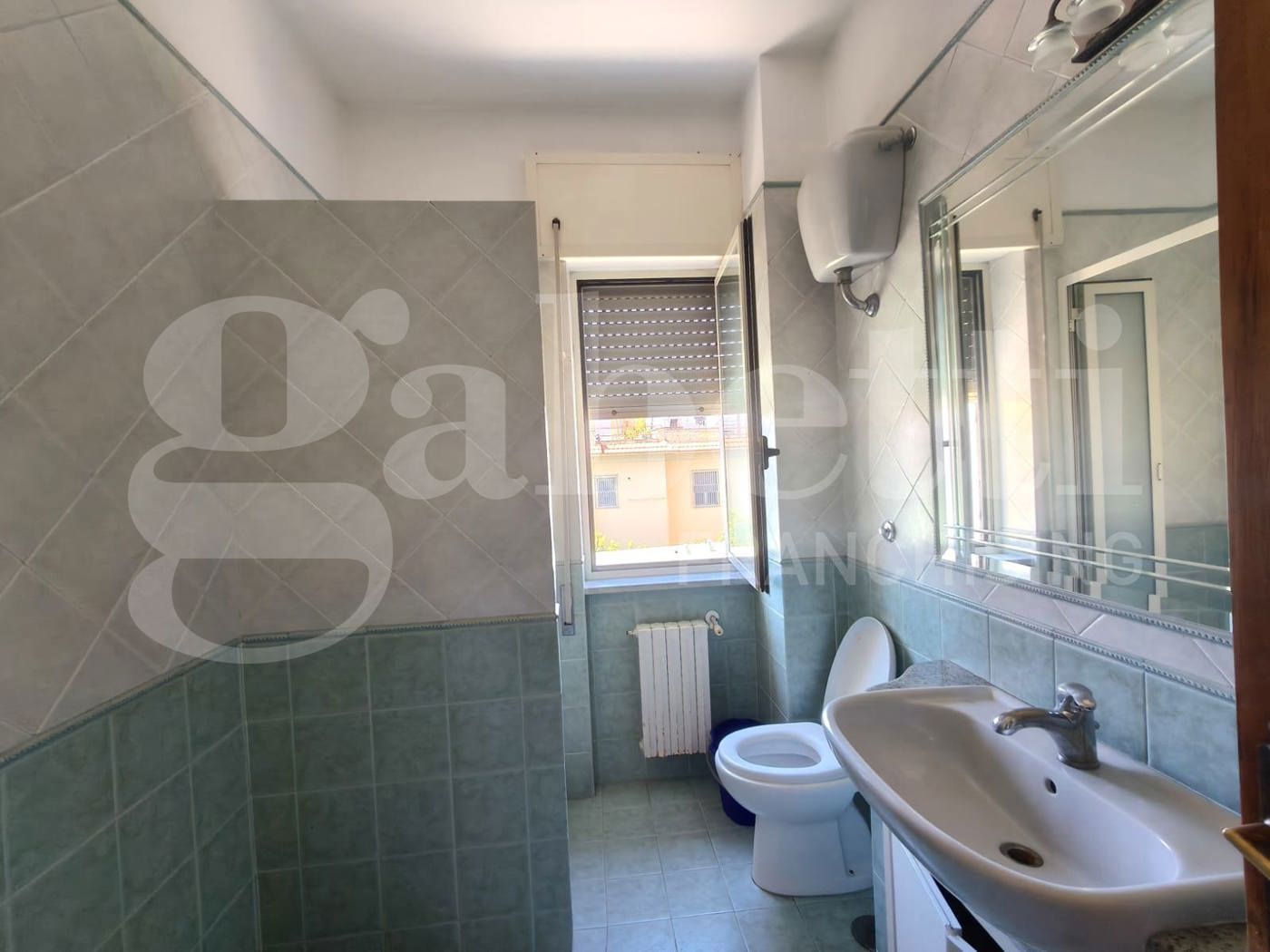 Quadrilocale in vendita a Portici