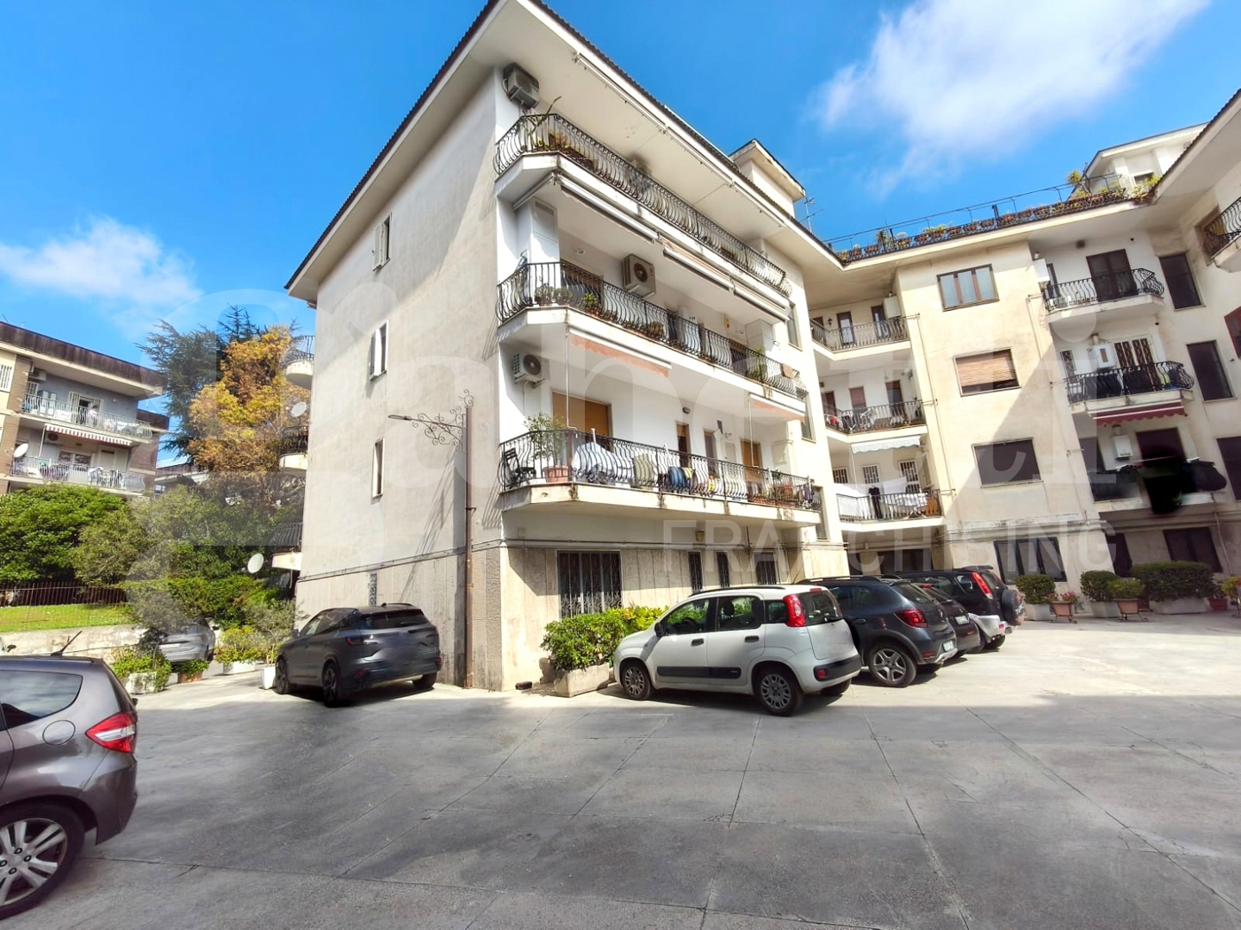 Appartamento in vendita a Napoli