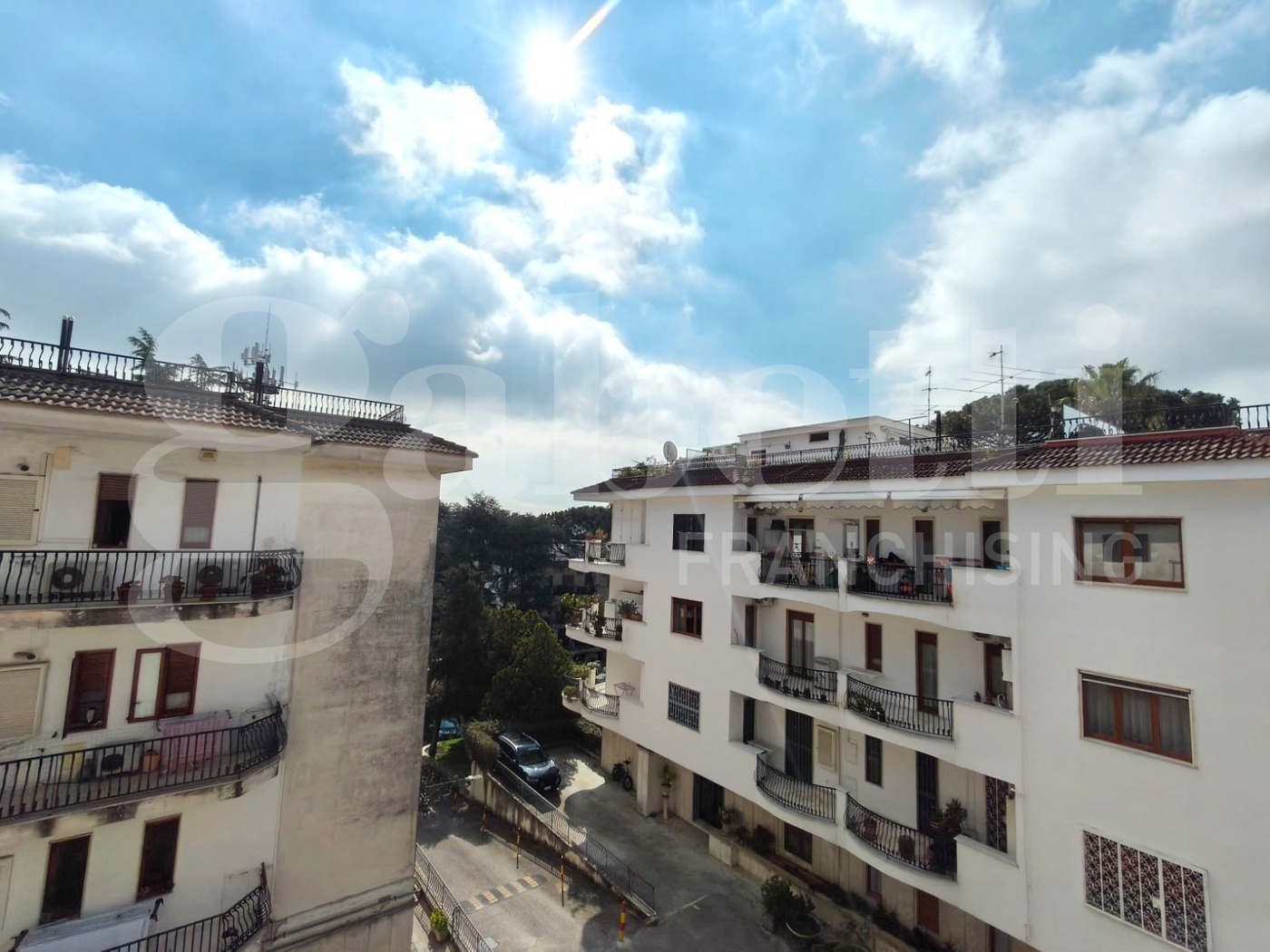 Appartamento in vendita a Napoli