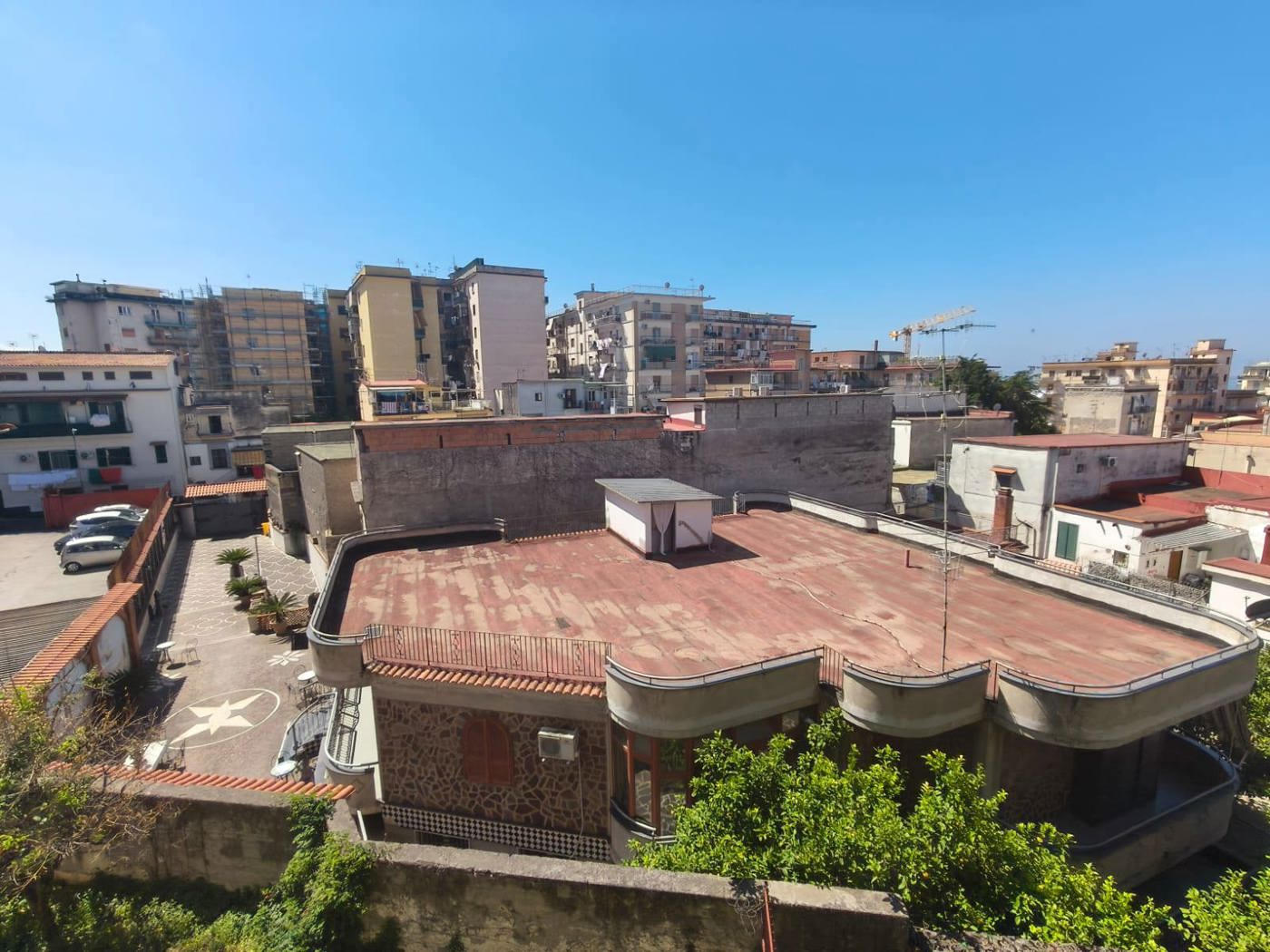 Trilocale da ristrutturare a Ercolano