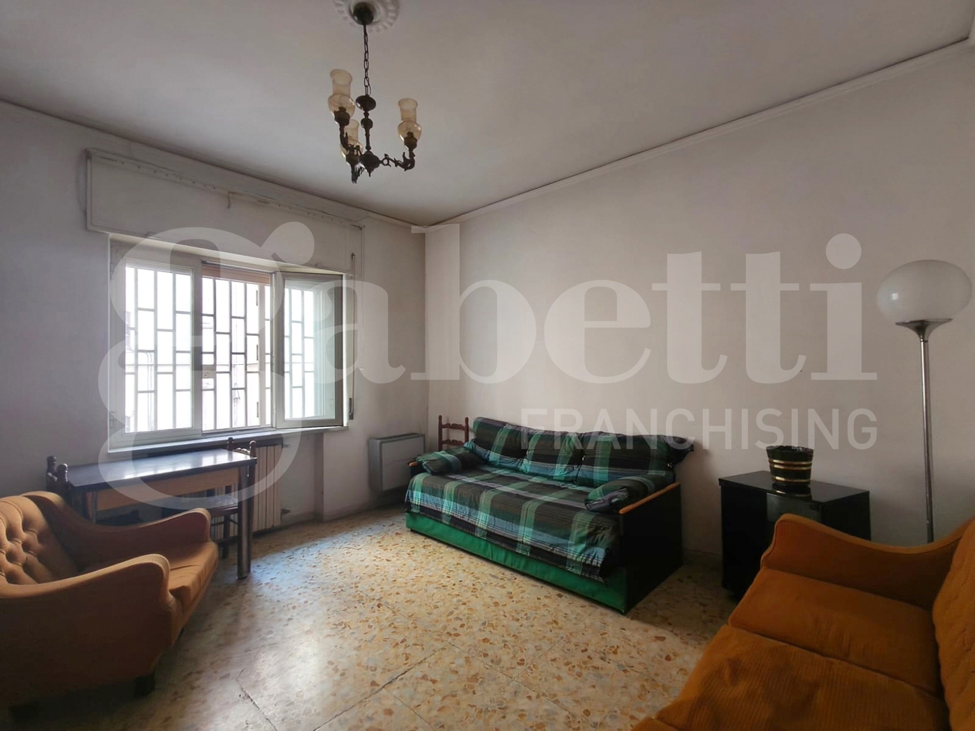 Bilocale da ristrutturare a Portici