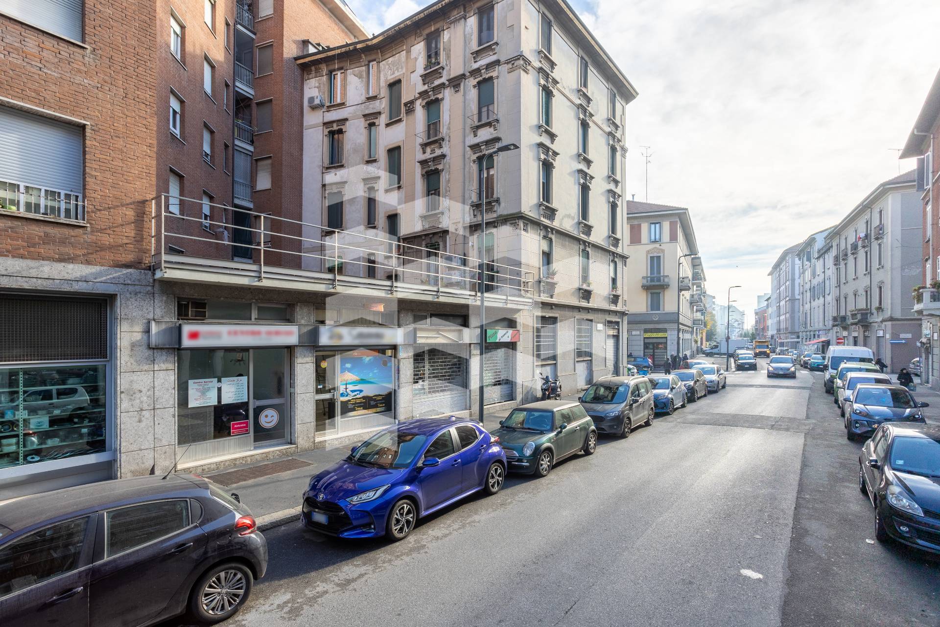Locale commerciale in vendita a Milano, Corvetto