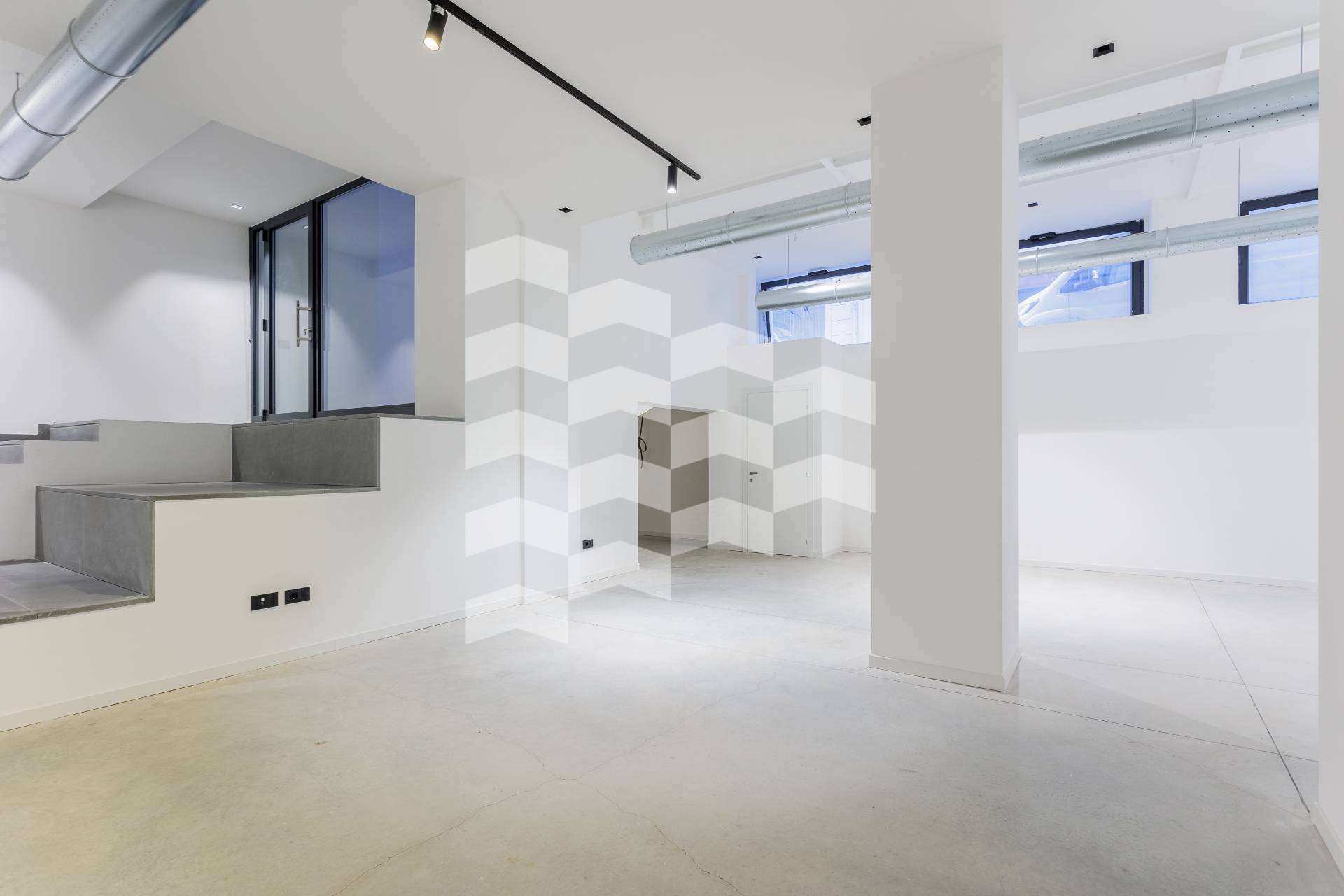 Locale commerciale in vendita a Milano, P.ta Venezia