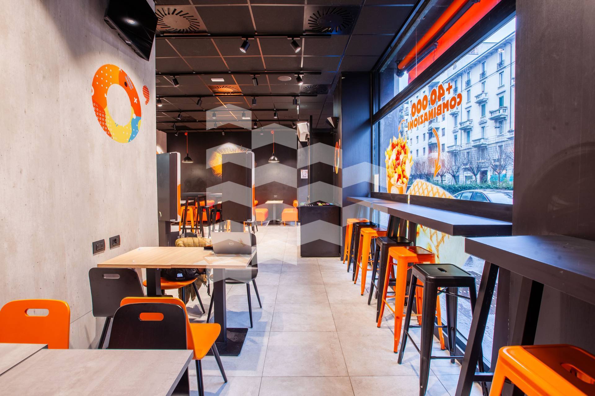 Locale commerciale in vendita a Milano, Loreto