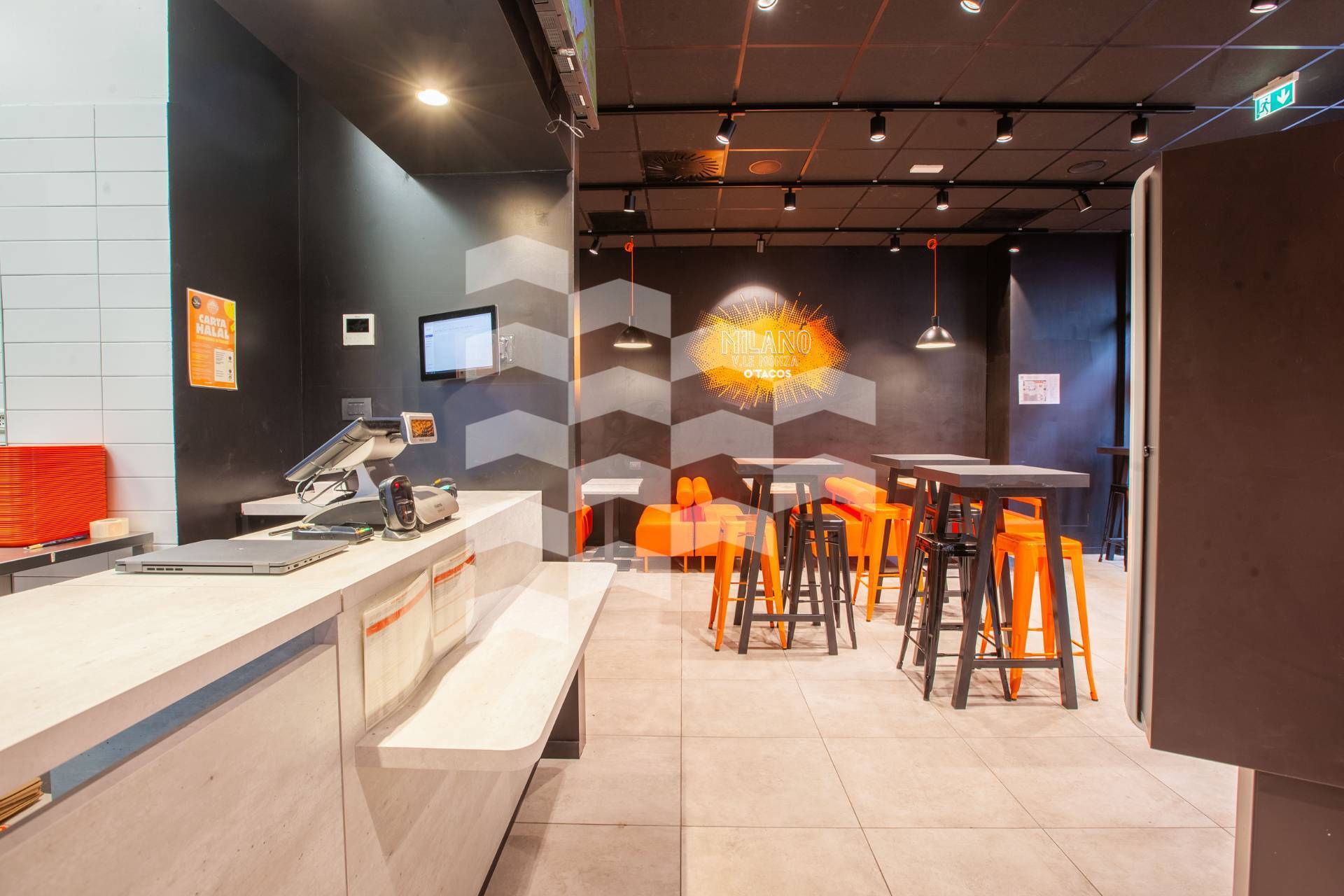 Locale commerciale in vendita a Milano, Loreto