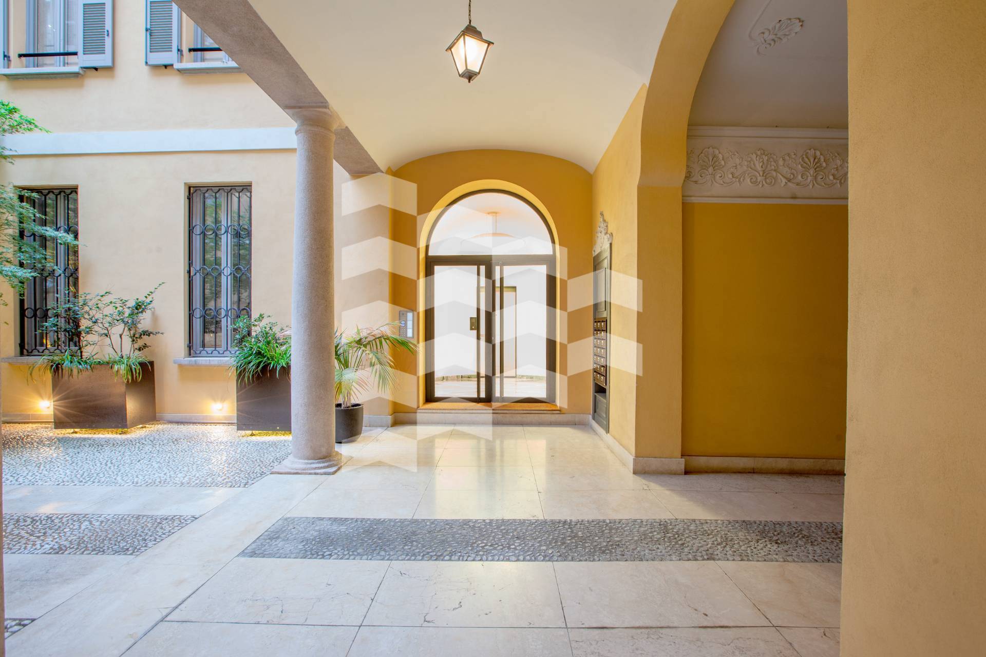 Box o garage in affitto a Milano, Porta Romana