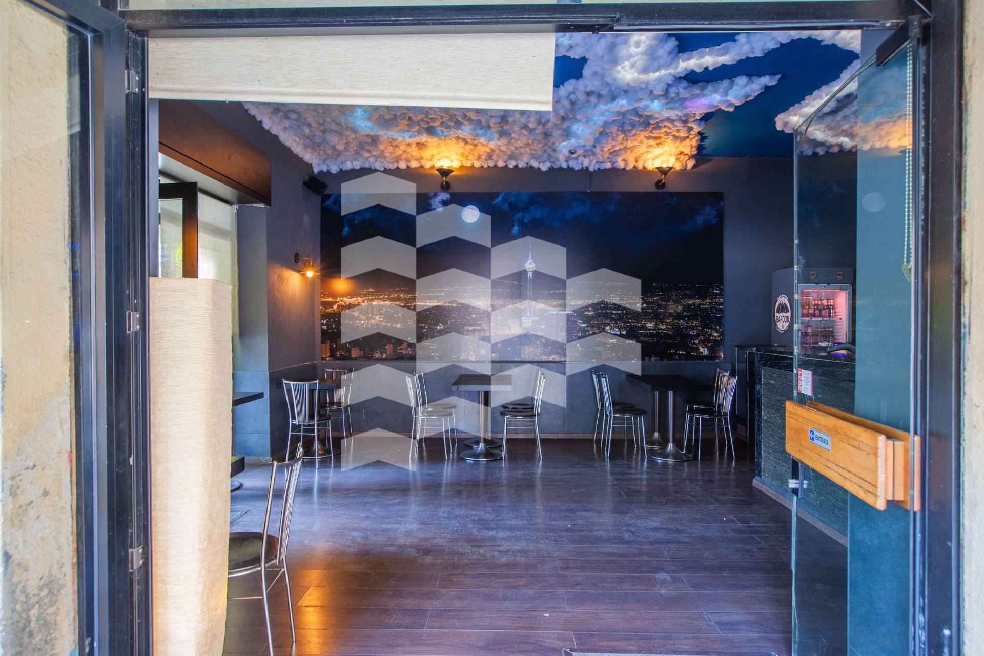 Locale commerciale in vendita a Milano, Porta Romana