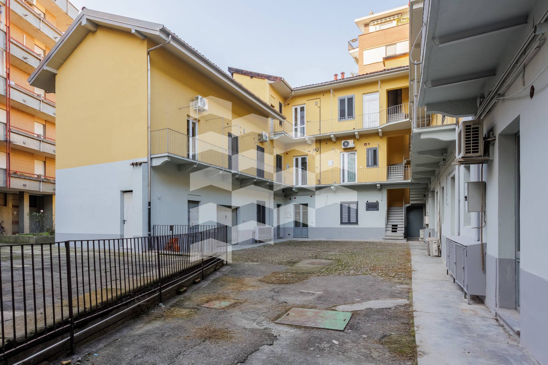 Appartamento in vendita a Novara, S. Cuore - S. Martino