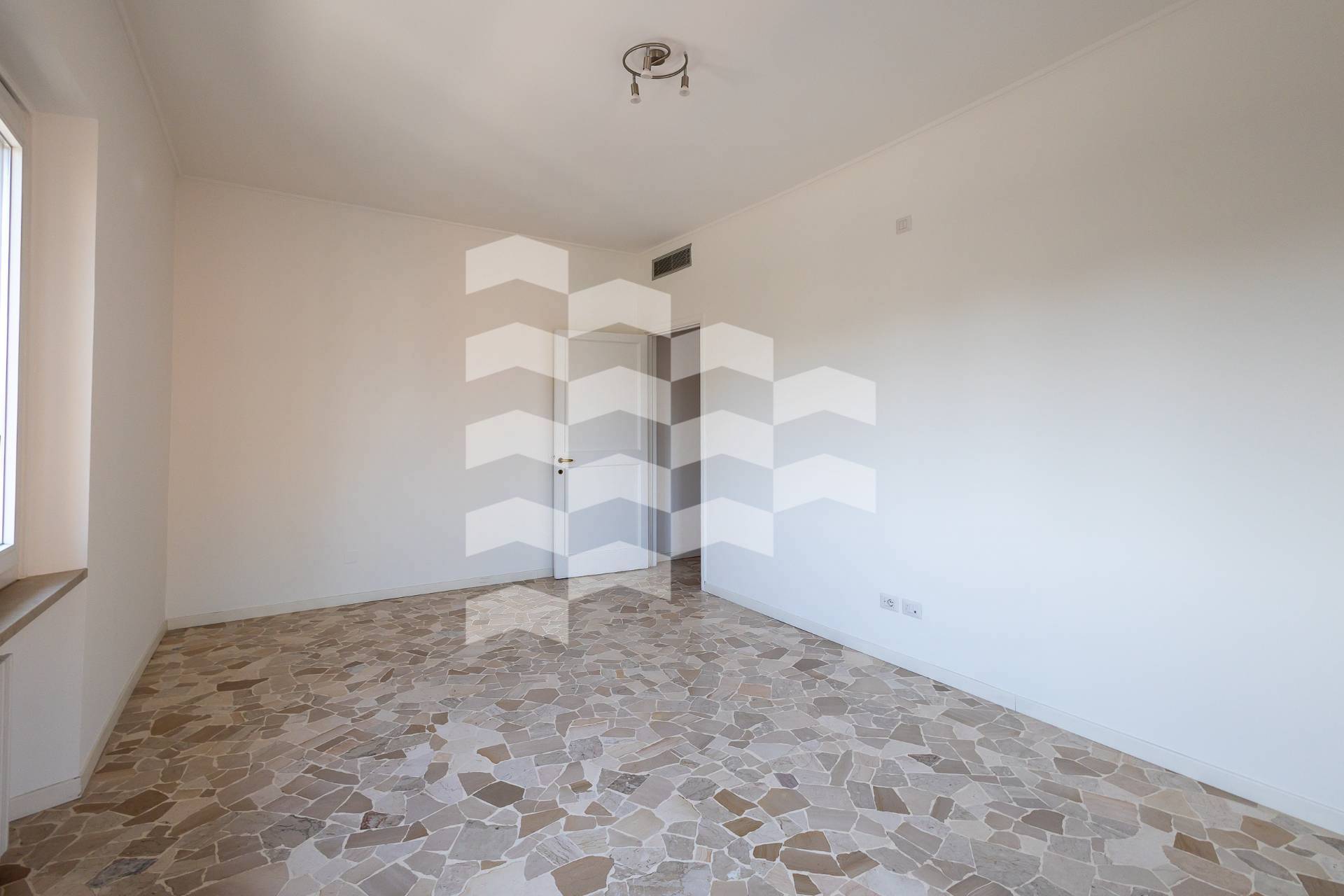 Studio/Ufficio in affitto a Milano, Ariosto/Magenta