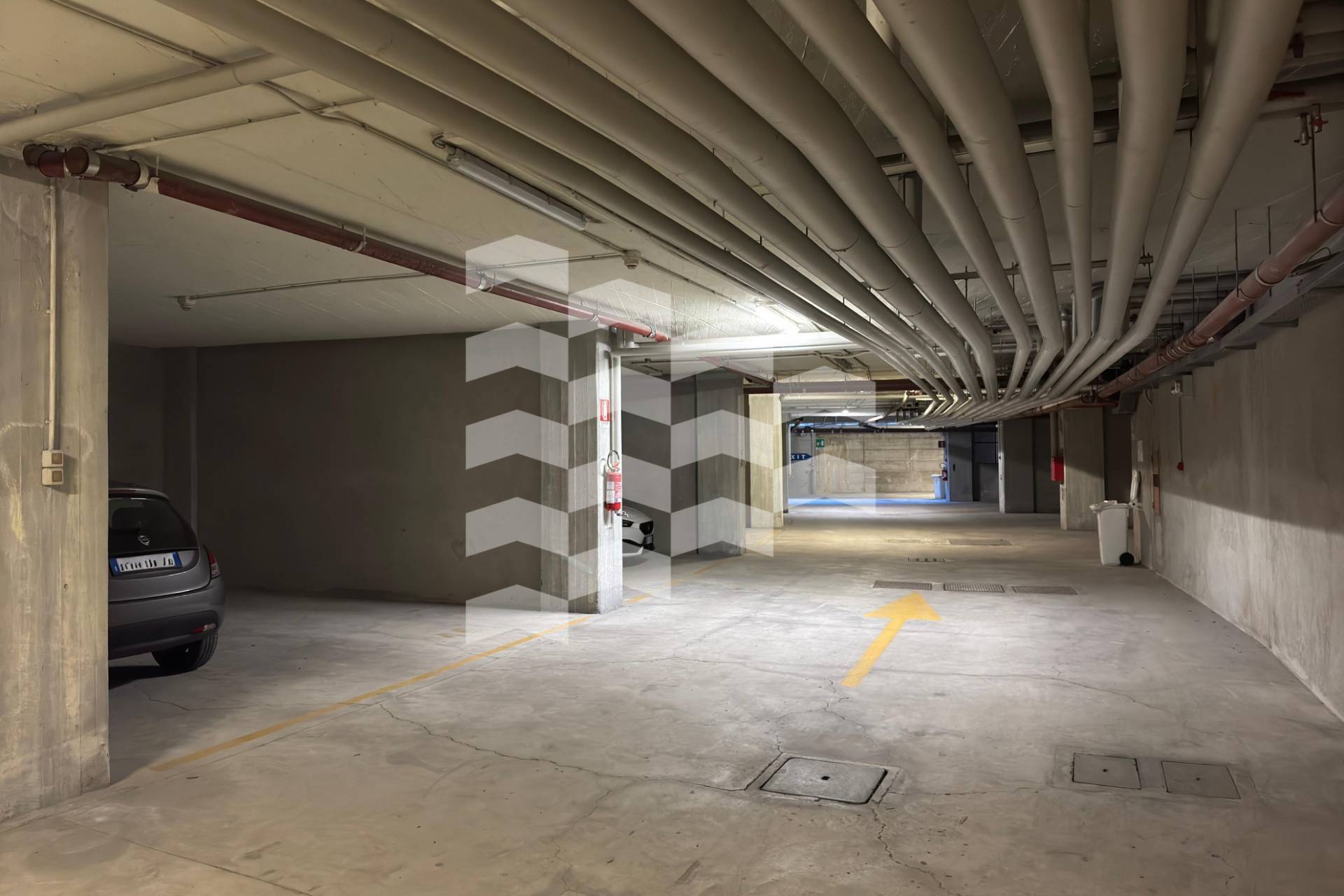 Posto auto coperto in vendita a Milano, Chiesa Rossa