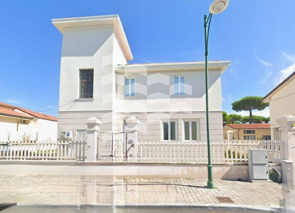 Appartamento in vendita a Forte dei Marmi, Centro