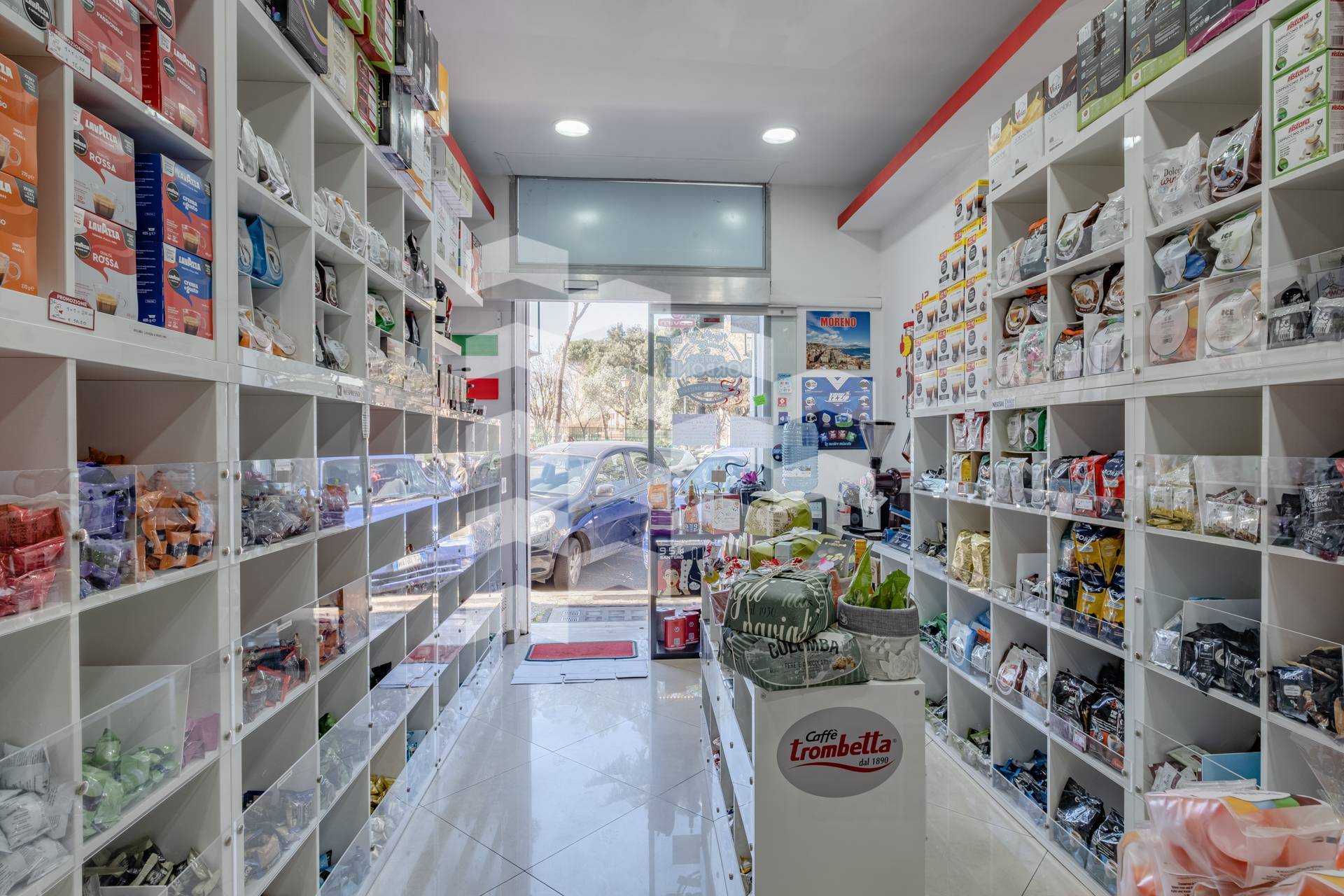 Locale commerciale in vendita a Roma, Testaccio