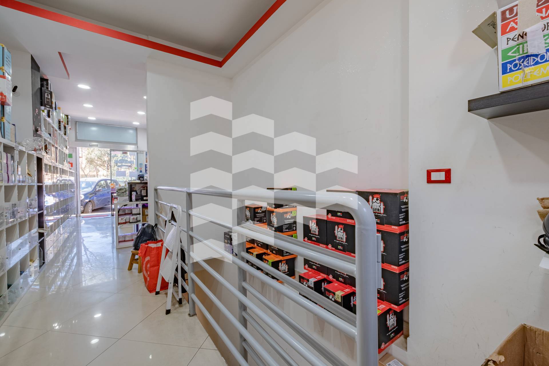 Locale commerciale in vendita a Roma, Testaccio