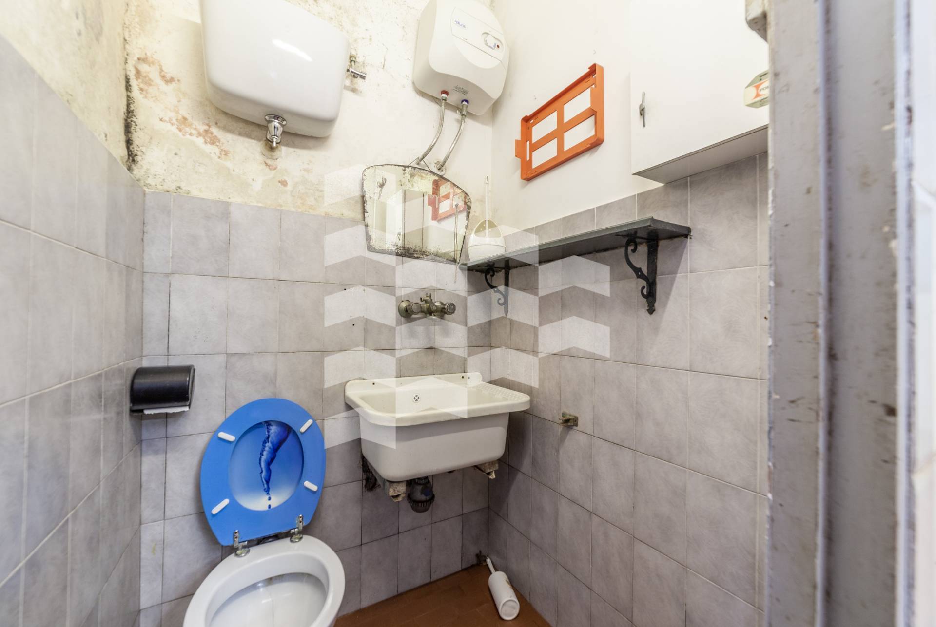 Deposito in vendita a Roma, Prati