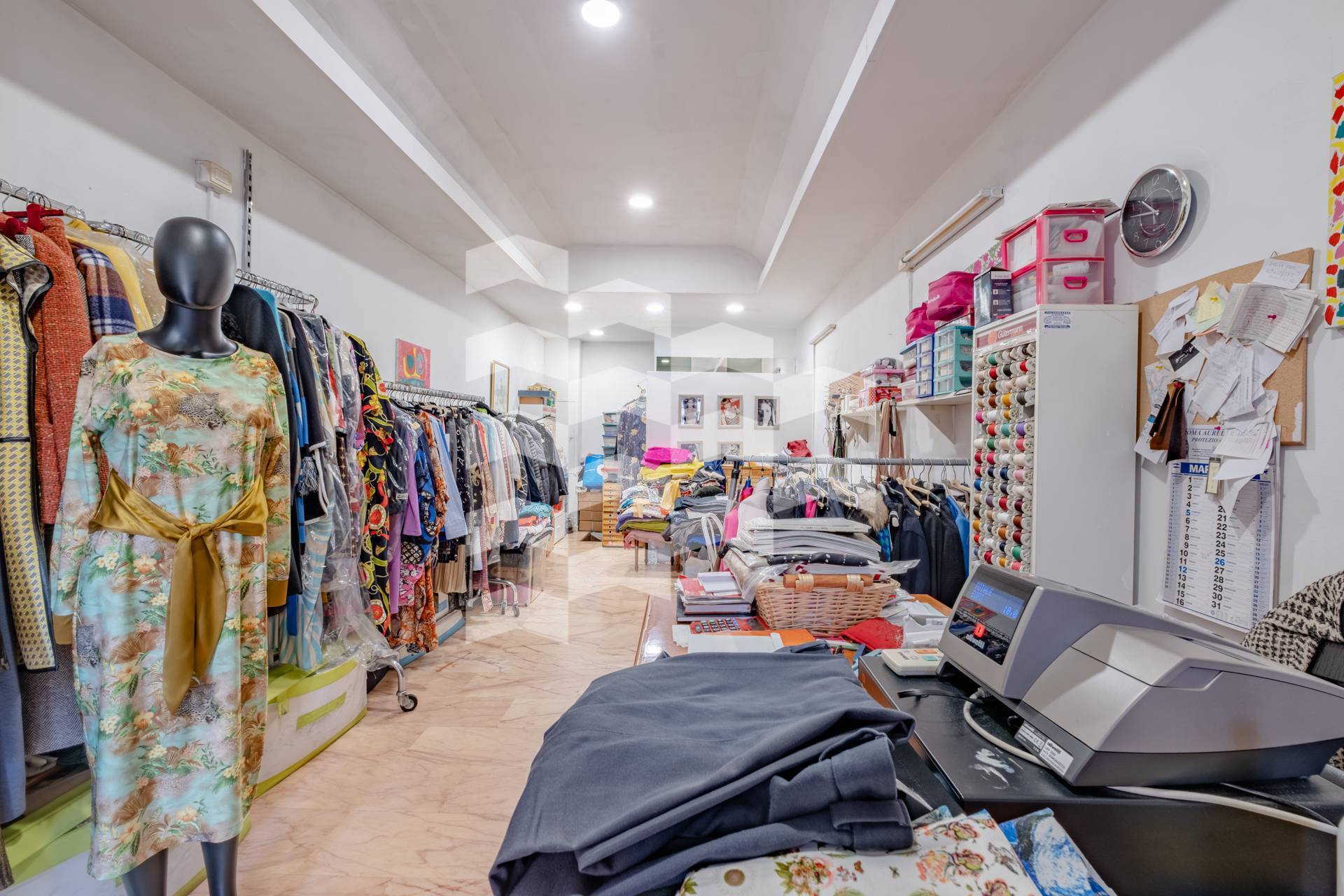 Locale commerciale in vendita a Roma, Camilluccia