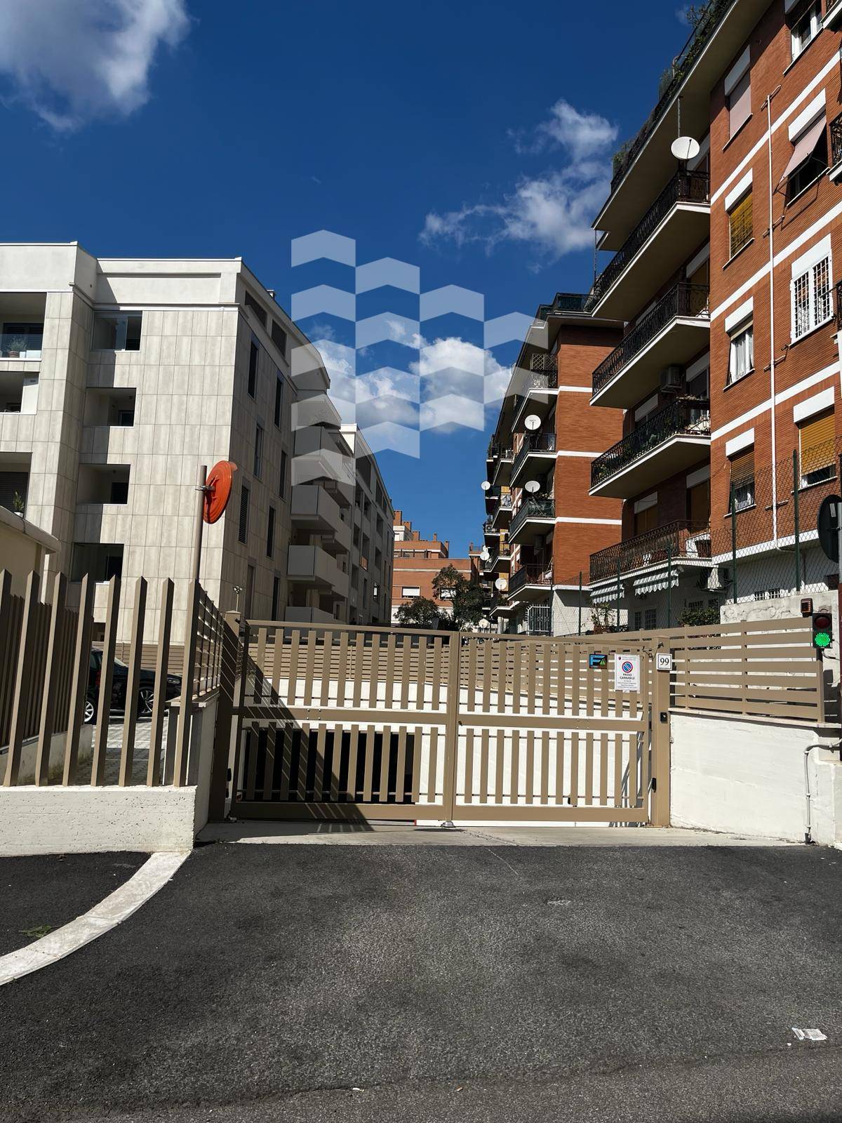 Posto moto in vendita a Roma, Tuscolano