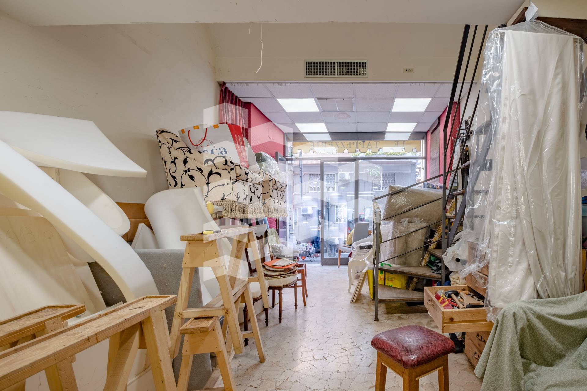 Locale commerciale in affitto a Roma, Camilluccia