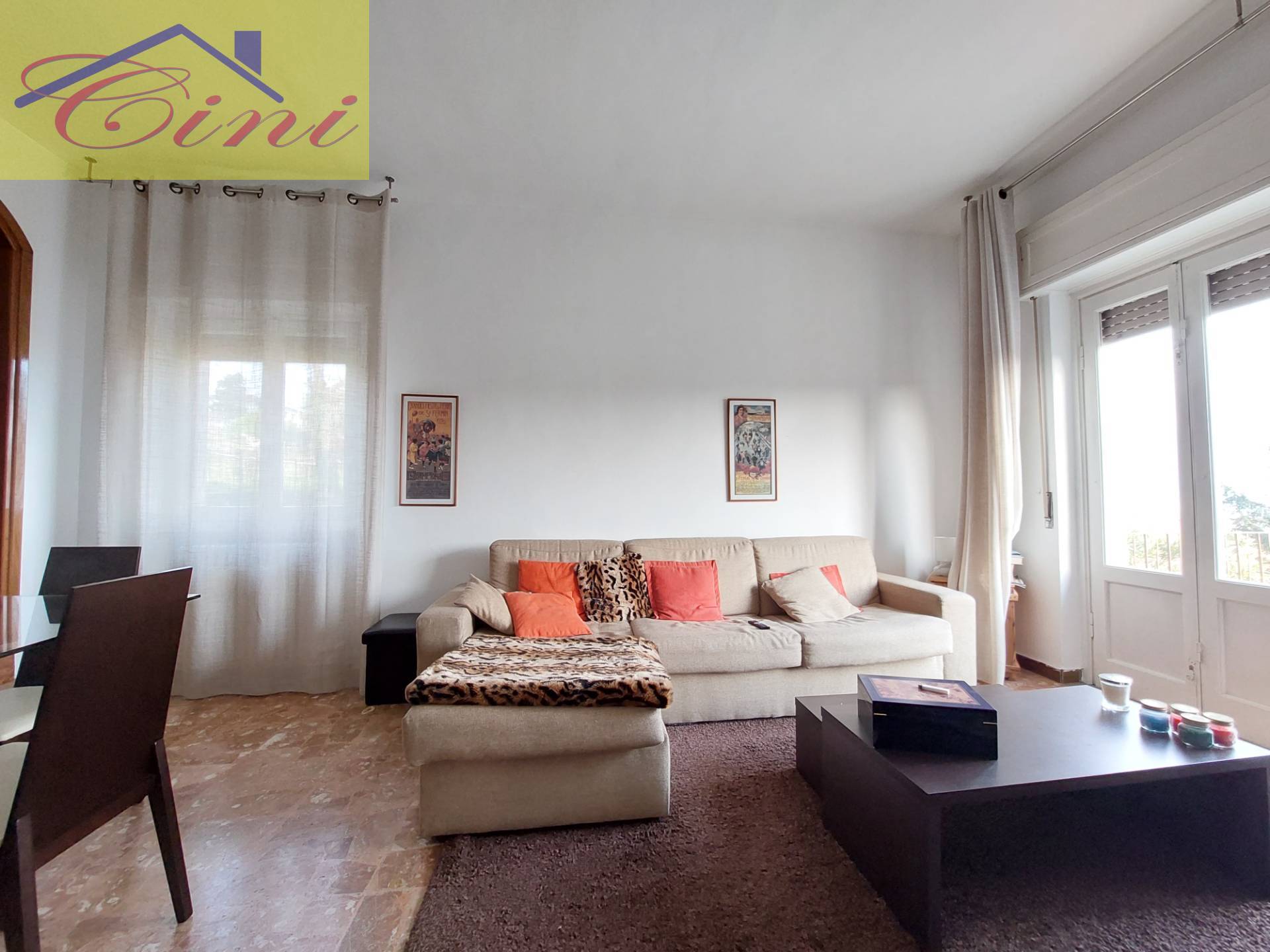 VILLA SINGOLA in vendita a Civate