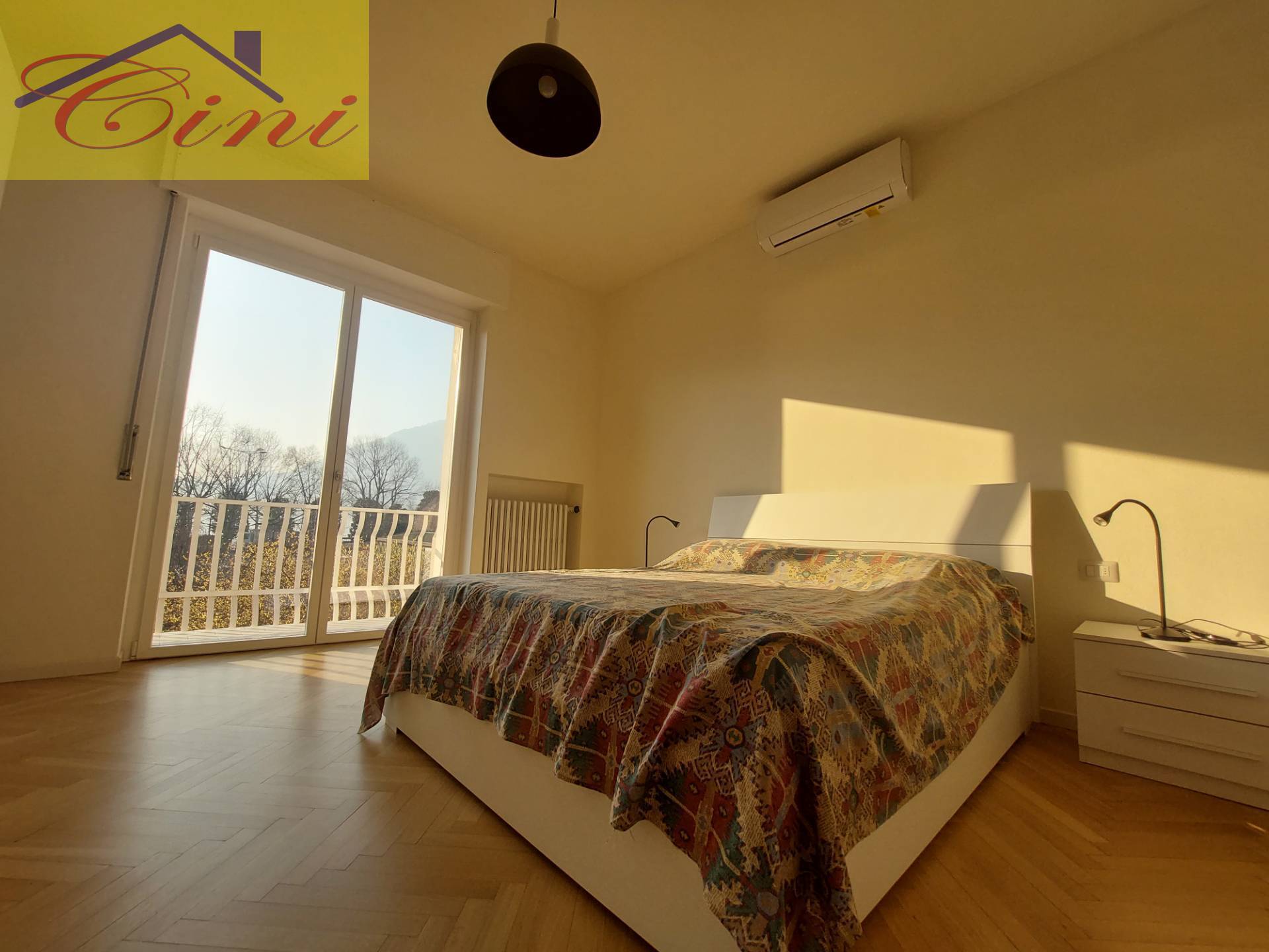 VILLA SINGOLA in vendita a Lecco, Chiuso