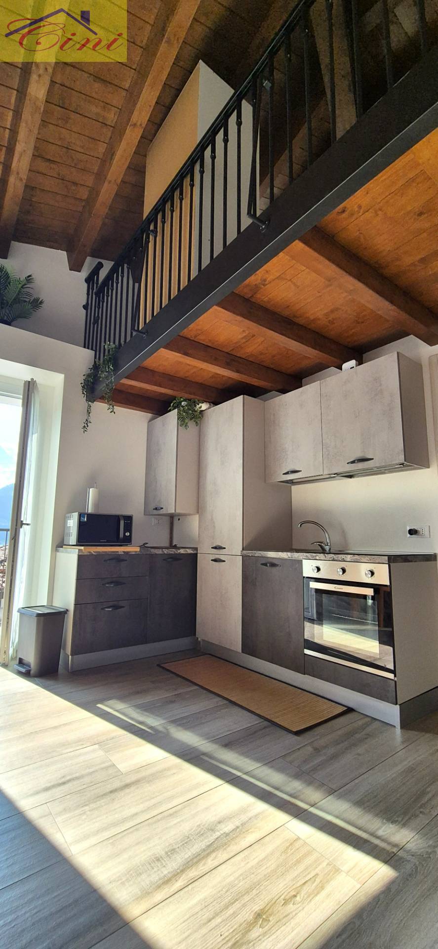 TRILOCALE in vendita a Vercurago