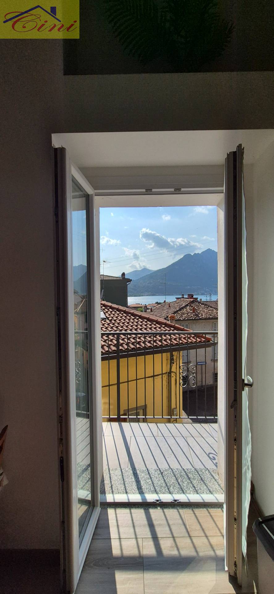 TRILOCALE in vendita a Vercurago