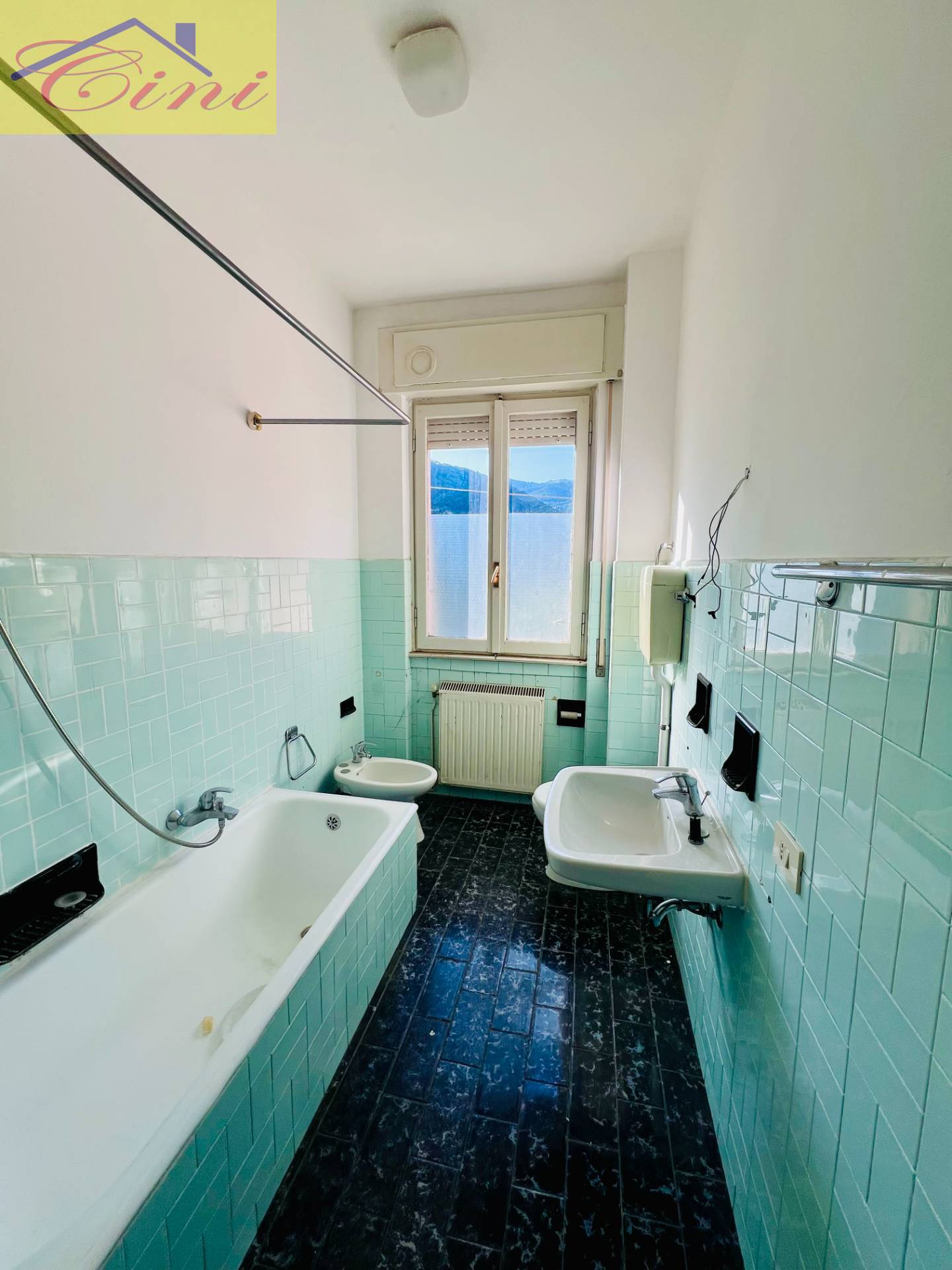 TRILOCALE in vendita a Canzo