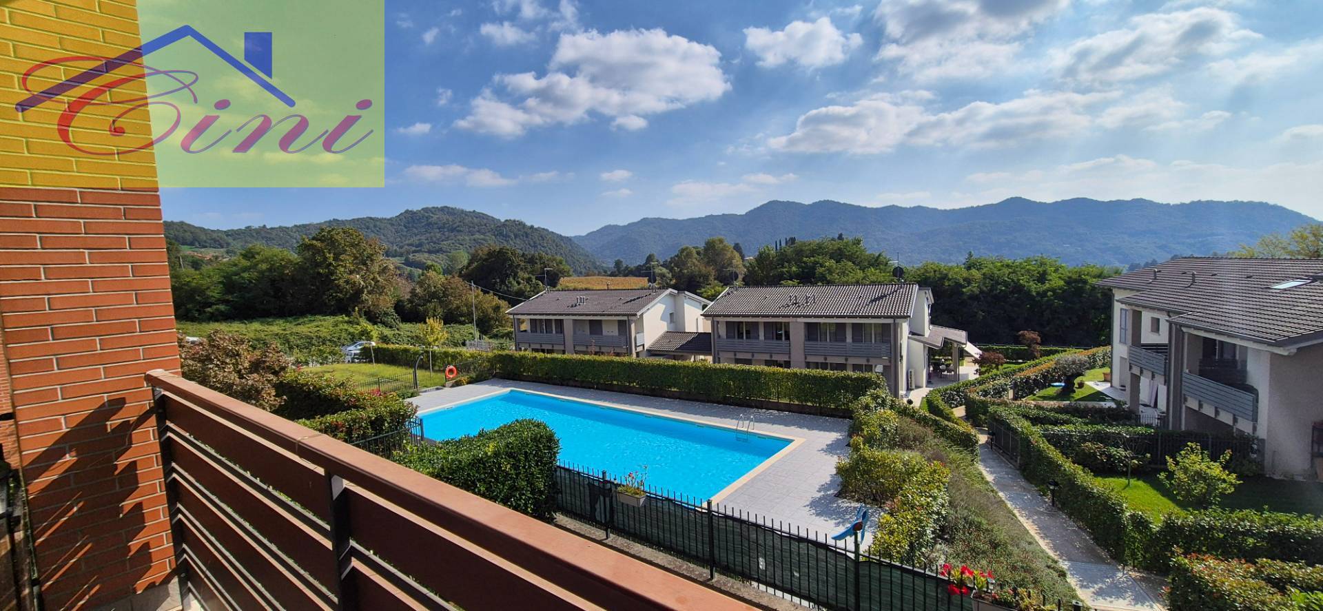 TRILOCALE in vendita a Caprino Bergamasco, Sant'Antonio