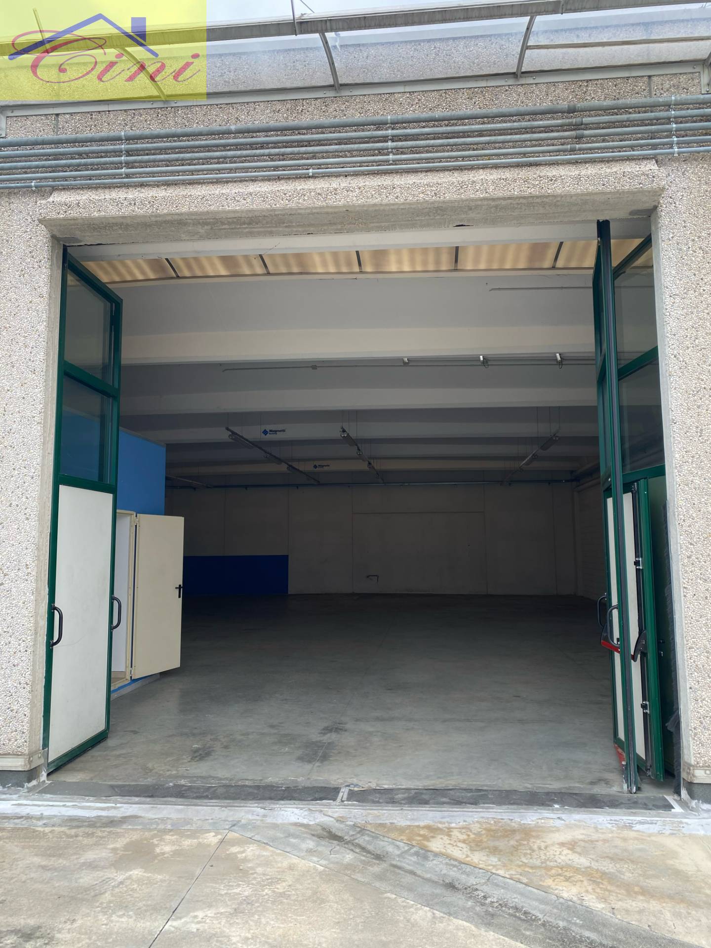 Capannone in vendita a Calolziocorte