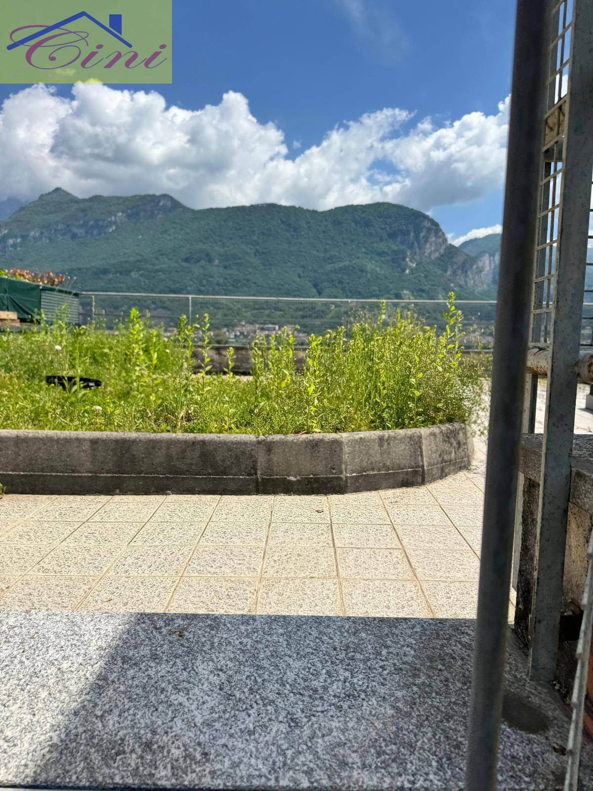 TRILOCALE in vendita a Garlate