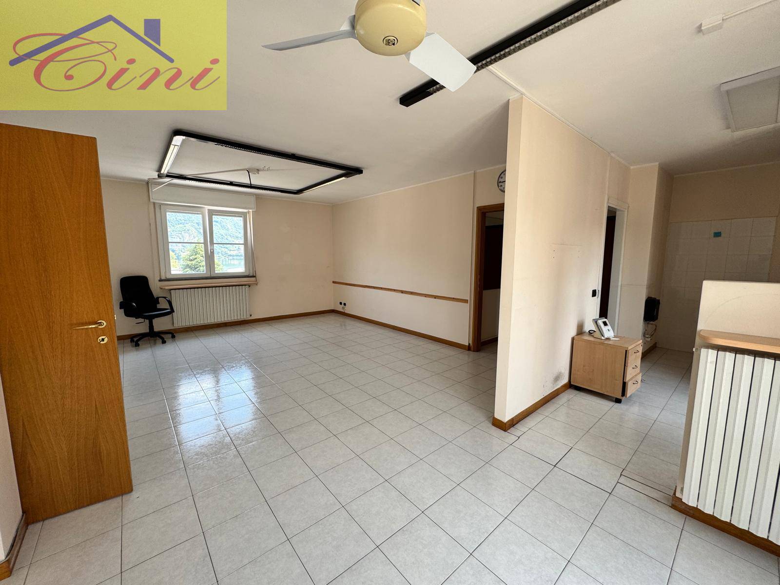 TRILOCALE in vendita a Garlate